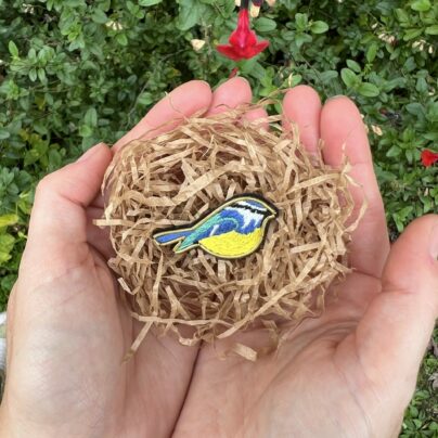Broche brodée oiseau ~ Mésange
