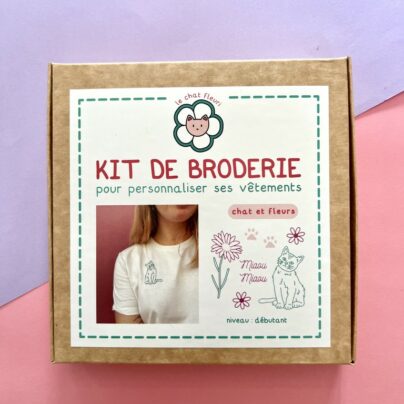 Kit de broderie chat et fleurs
