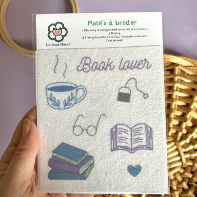 Motifs à broder Book lover