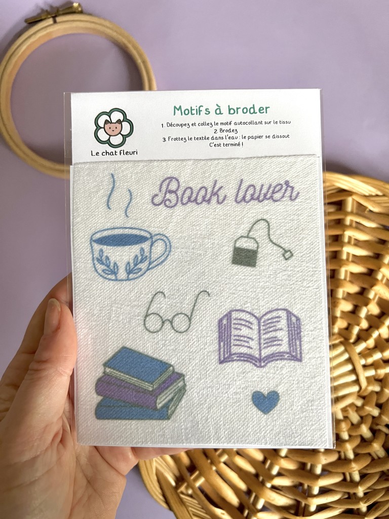 Motifs à broder Book lover
